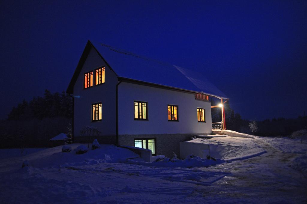 Guesthouse Leiputrija Адажи Экстерьер фото